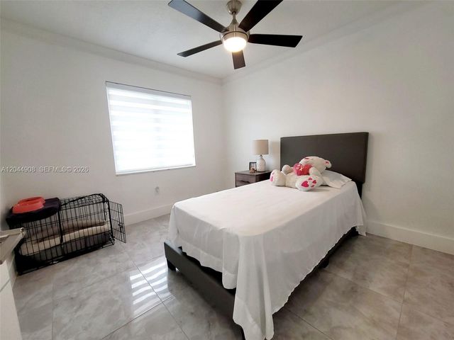 6324 NW 201st Ln, Hialeah, FL 33015