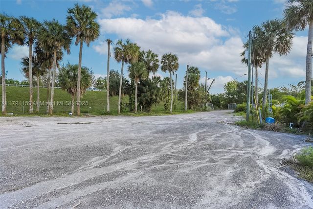 7601 Ellen Ln, West Palm Beach, FL 33411