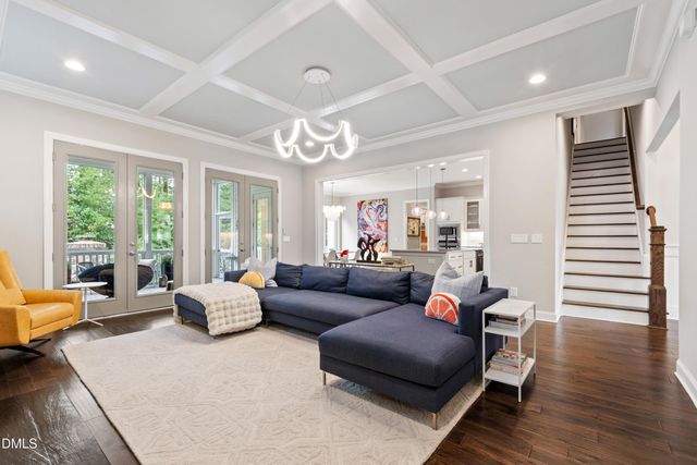 116 Crestview Road, Raleigh, NC 27609