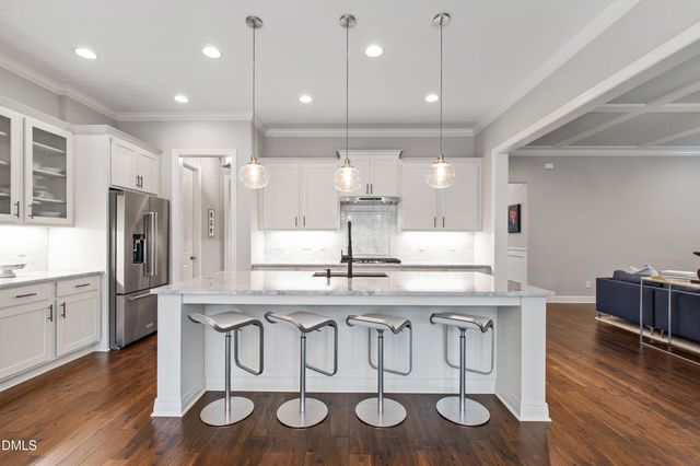 116 Crestview Road, Raleigh, NC 27609