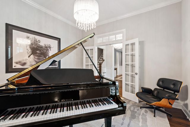 116 Crestview Road, Raleigh, NC 27609