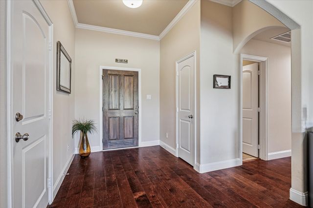 1008 N Main Street, Tioga, TX 76271