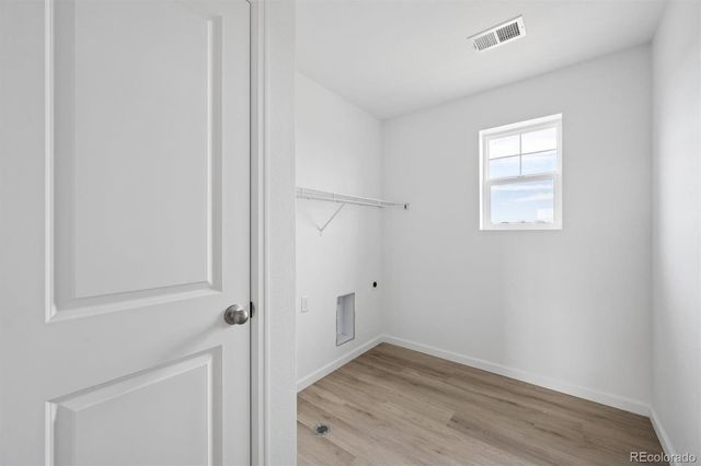 424 S Rifle Street, Aurora, CO 80017