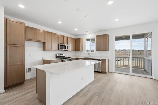 424 S Rifle Street, Aurora, CO 80017