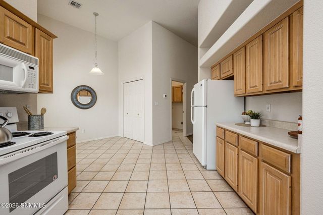 2024 Cotton Avenue, Las Cruces, NM 88001