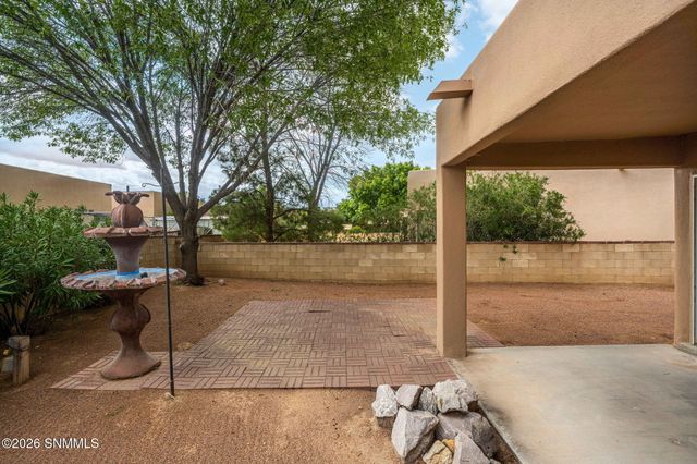 2024 Cotton Avenue, Las Cruces, NM 88001
