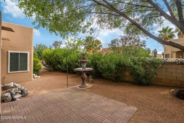 2024 Cotton Avenue, Las Cruces, NM 88001
