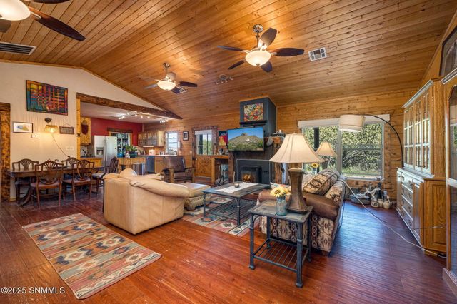 5 Tulpia Trail, Hillsboro, NM 88042