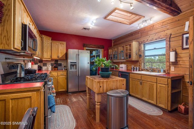 5 Tulpia Trail, Hillsboro, NM 88042