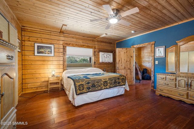 5 Tulpia Trail, Hillsboro, NM 88042