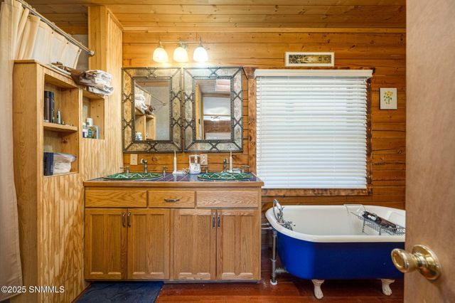 5 Tulpia Trail, Hillsboro, NM 88042