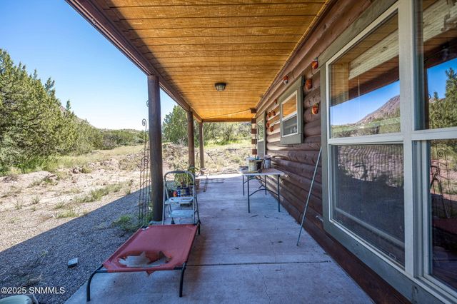 5 Tulpia Trail, Hillsboro, NM 88042
