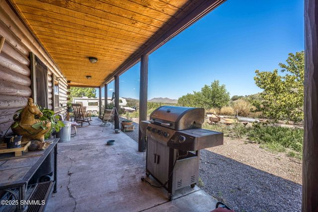 5 Tulpia Trail, Hillsboro, NM 88042