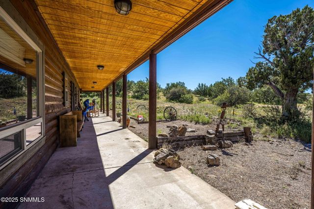 5 Tulpia Trail, Hillsboro, NM 88042