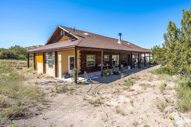 5 Tulpia Trail, Hillsboro, NM 88042