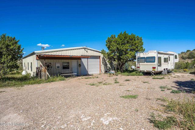 5 Tulpia Trail, Hillsboro, NM 88042