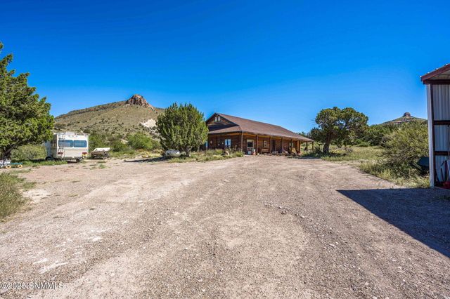 5 Tulpia Trail, Hillsboro, NM 88042