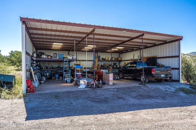 5 Tulpia Trail, Hillsboro, NM 88042