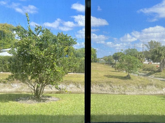3822 N University Drive, Coral Springs, FL 33065
