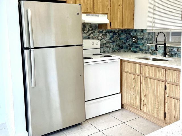 3822 N University Drive, Coral Springs, FL 33065