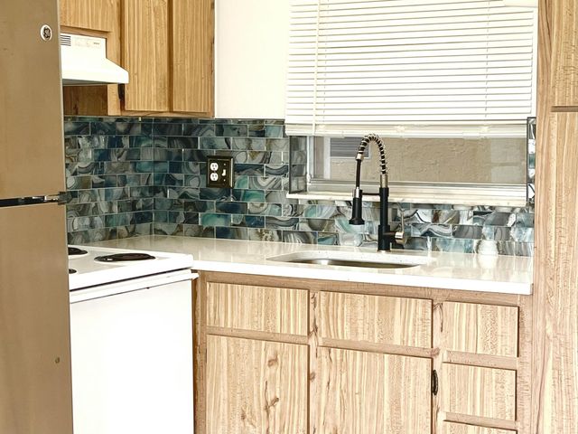 3822 N University Drive, Coral Springs, FL 33065