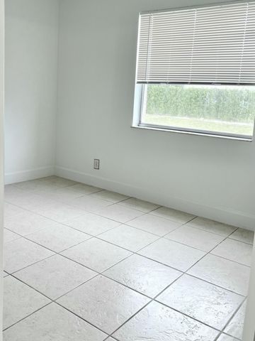 3822 N University Drive, Coral Springs, FL 33065