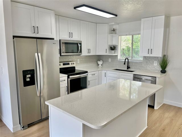 4705 ROBIN DRIVE, St Cloud, FL 34772