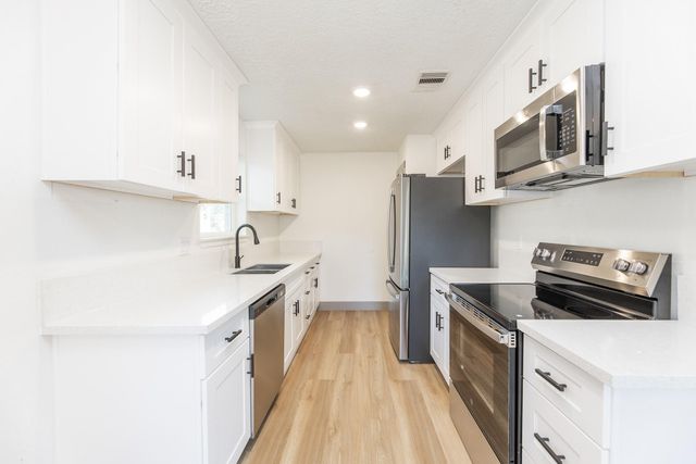 5719 Flax Bourton Street, Humble, TX 77346