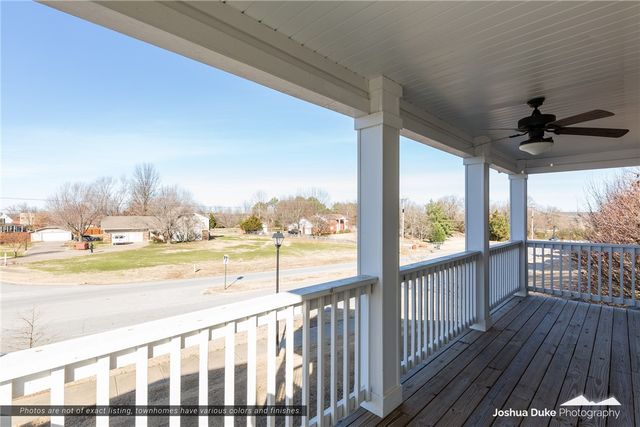 1775 N Izard Lane, Fayetteville, AR 72704