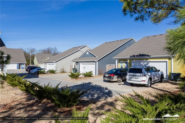 1775 N Izard Lane, Fayetteville, AR 72704