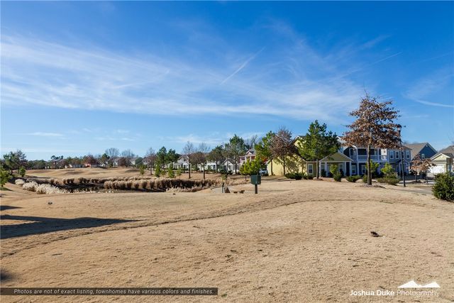 1775 N Izard Lane, Fayetteville, AR 72704