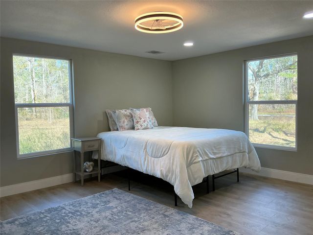 10928 L And M Road, Montgomery, TX 77316