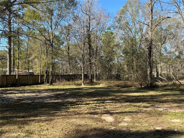 10928 L And M Road, Montgomery, TX 77316