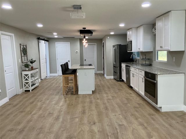 10928 L And M Road, Montgomery, TX 77316