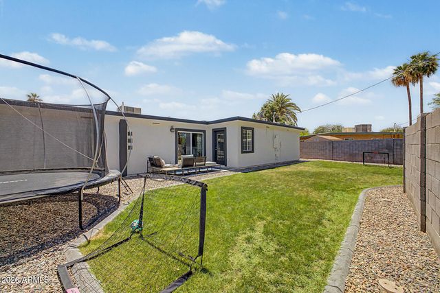 3632 E SUNNYSIDE Drive, Phoenix, AZ 85028