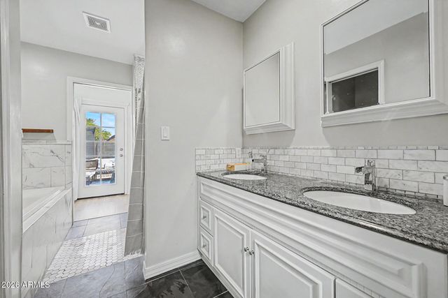 3632 E SUNNYSIDE Drive, Phoenix, AZ 85028