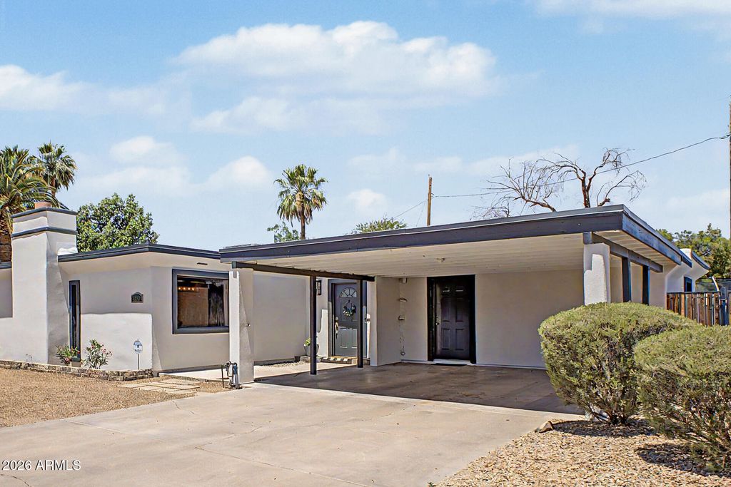 3632 E SUNNYSIDE Drive, Phoenix, AZ 85028