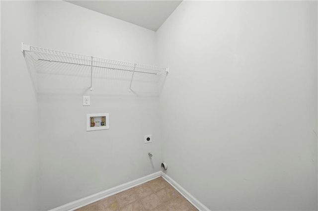 9 Matador Way, Newnan, GA 30263