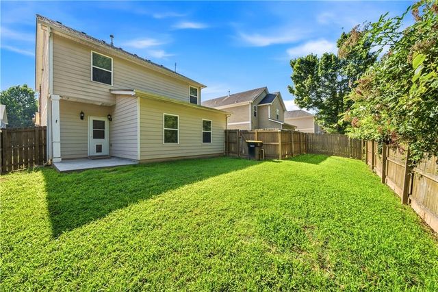 9 Matador Way, Newnan, GA 30263