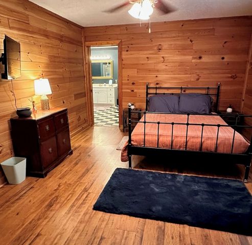 1704 Newport Drive, Ellijay, GA 30540