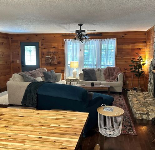 1704 Newport Drive, Ellijay, GA 30540