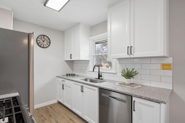 3500 72nd Avenue N, Brooklyn Center, MN 55429