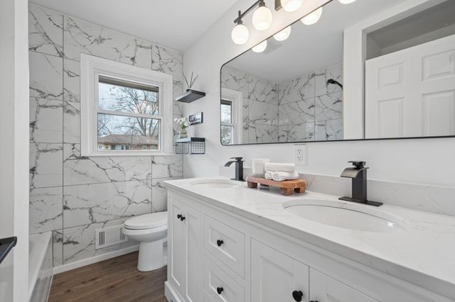 3500 72nd Avenue N, Brooklyn Center, MN 55429