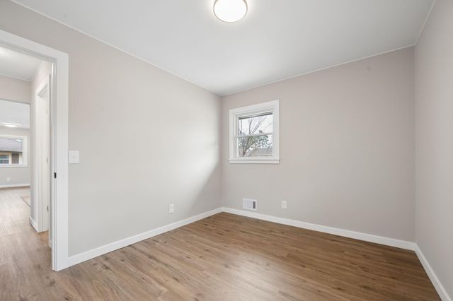 3500 72nd Avenue N, Brooklyn Center, MN 55429