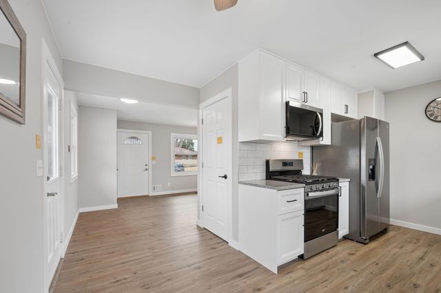3500 72nd Avenue N, Brooklyn Center, MN 55429
