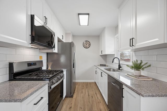 3500 72nd Avenue N, Brooklyn Center, MN 55429