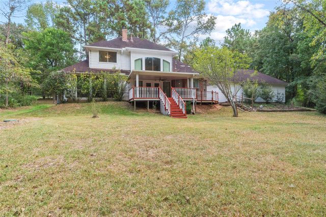 6702 W Bluff Drive, Magnolia, TX 77354