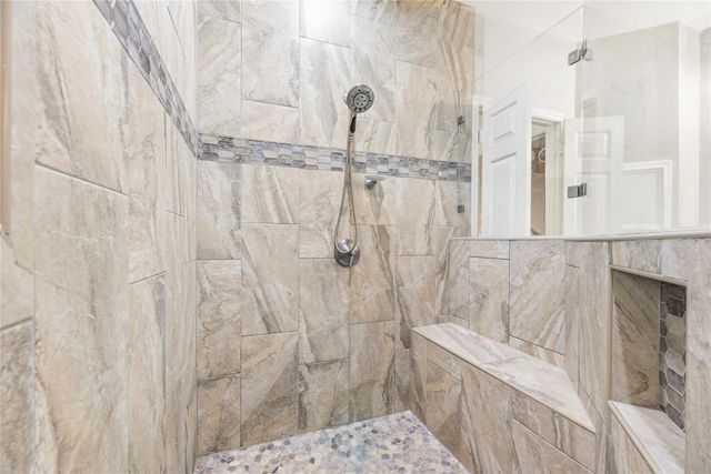 6702 W Bluff Drive, Magnolia, TX 77354