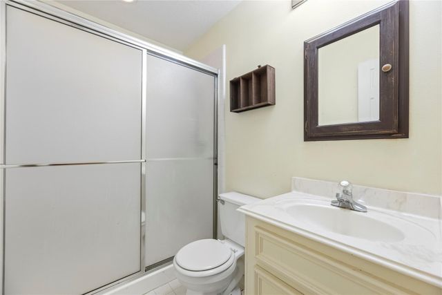 6702 W Bluff Drive, Magnolia, TX 77354