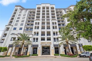 301 Altara Avenue 822, Coral Gables, FL 33146